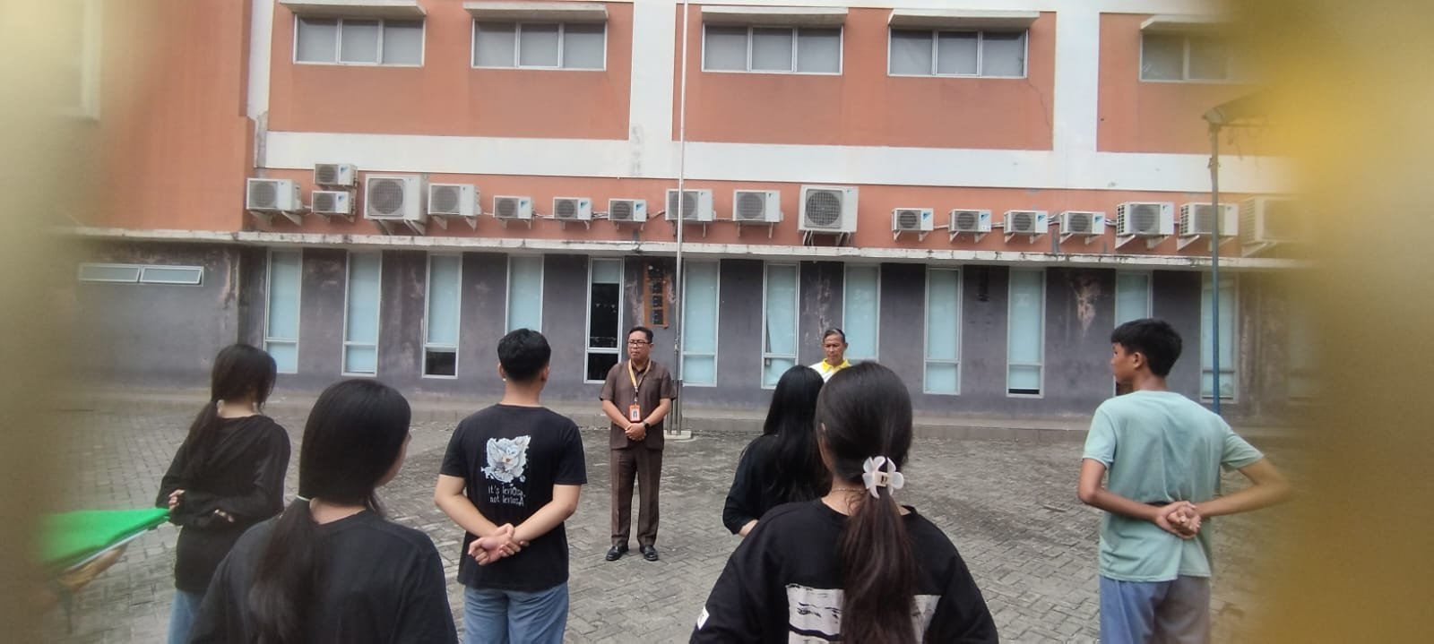 Pengukuhan Tim Paskibra (2)
